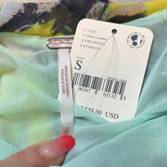 Free People Butterfly Print Tie Shoulder Ruched Tank Top Small NWT - Picture 7 of 9